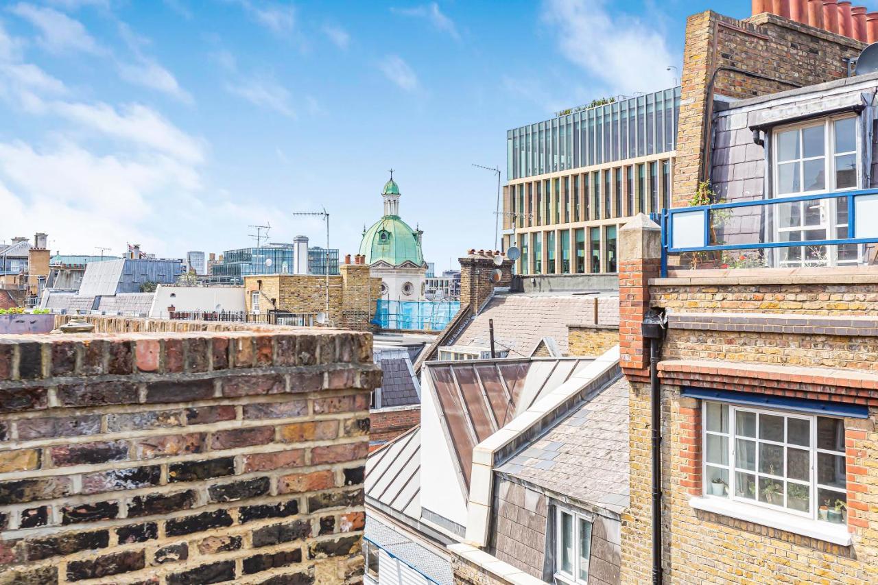 Holiday home Charming 4 Bed Town House With Roof Terrace