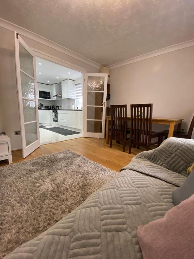 1 Bedroom In East * Londres