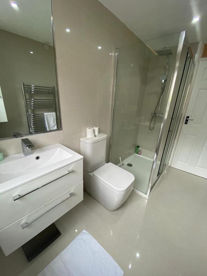 1 Bedroom In East *