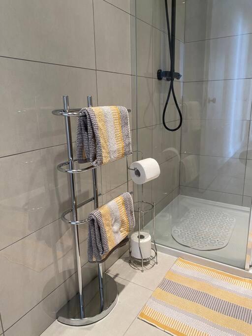 2 Bedroom Flat In Kensington. Londen