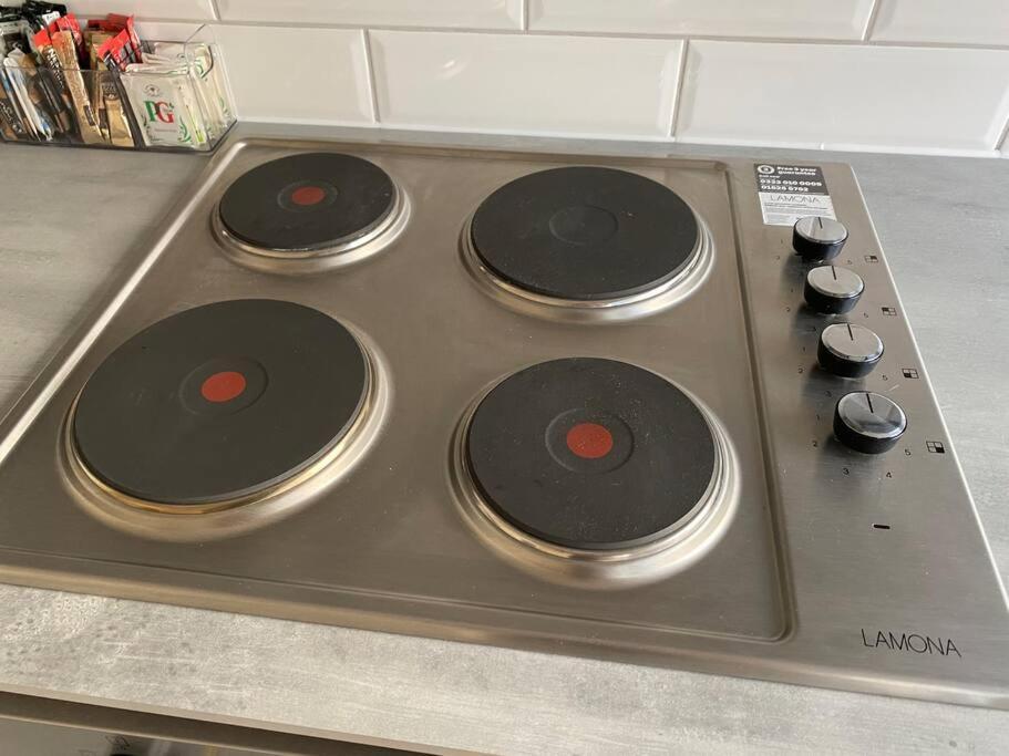 2 Bedroom Flat In Kensington. Appartement