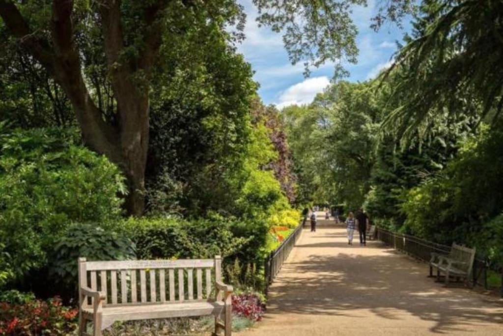 Apartamento 2 Bedroom Flat In Kensington. *