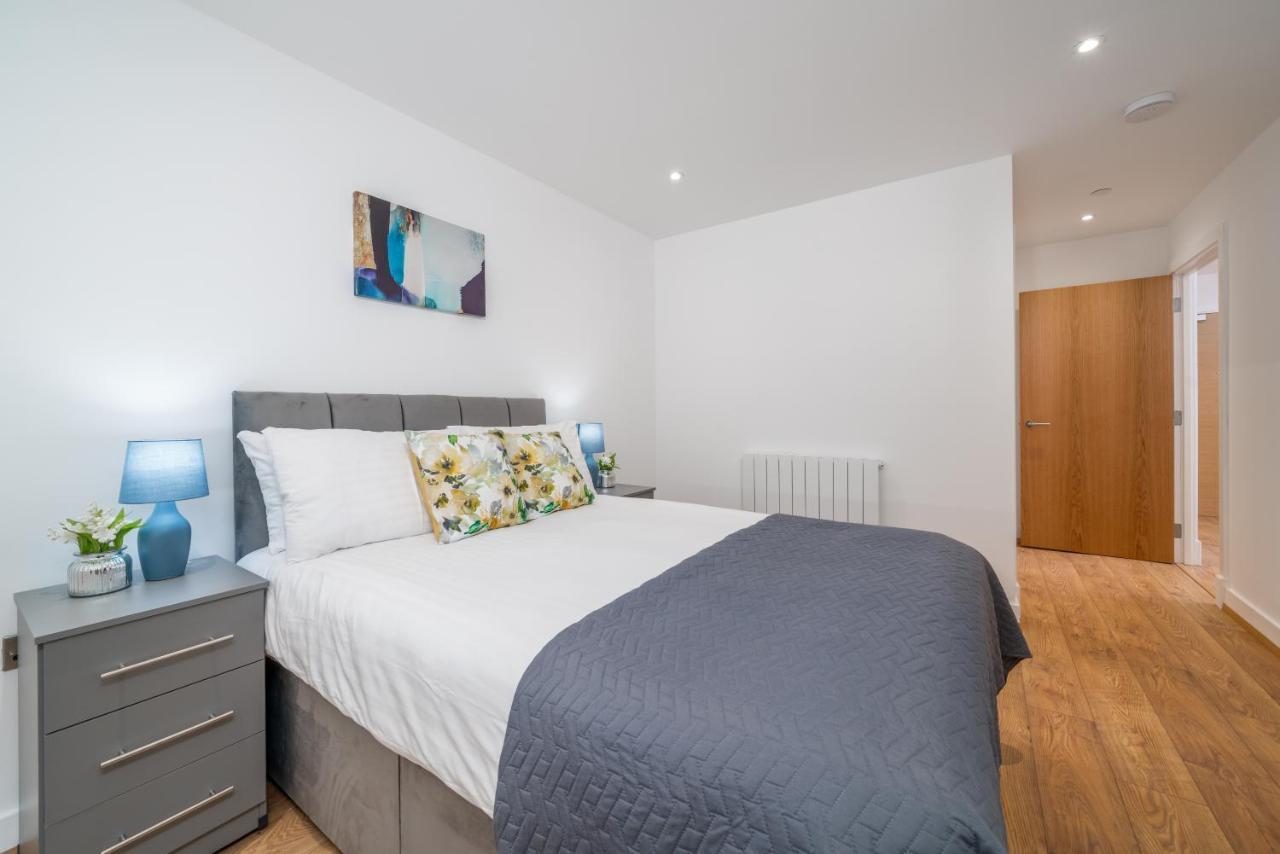 Apartamento Skyvillion - River Thames Floor By Woolwich Ferry, Mins To Excel, O2 Arena , Airport With Parking Londres