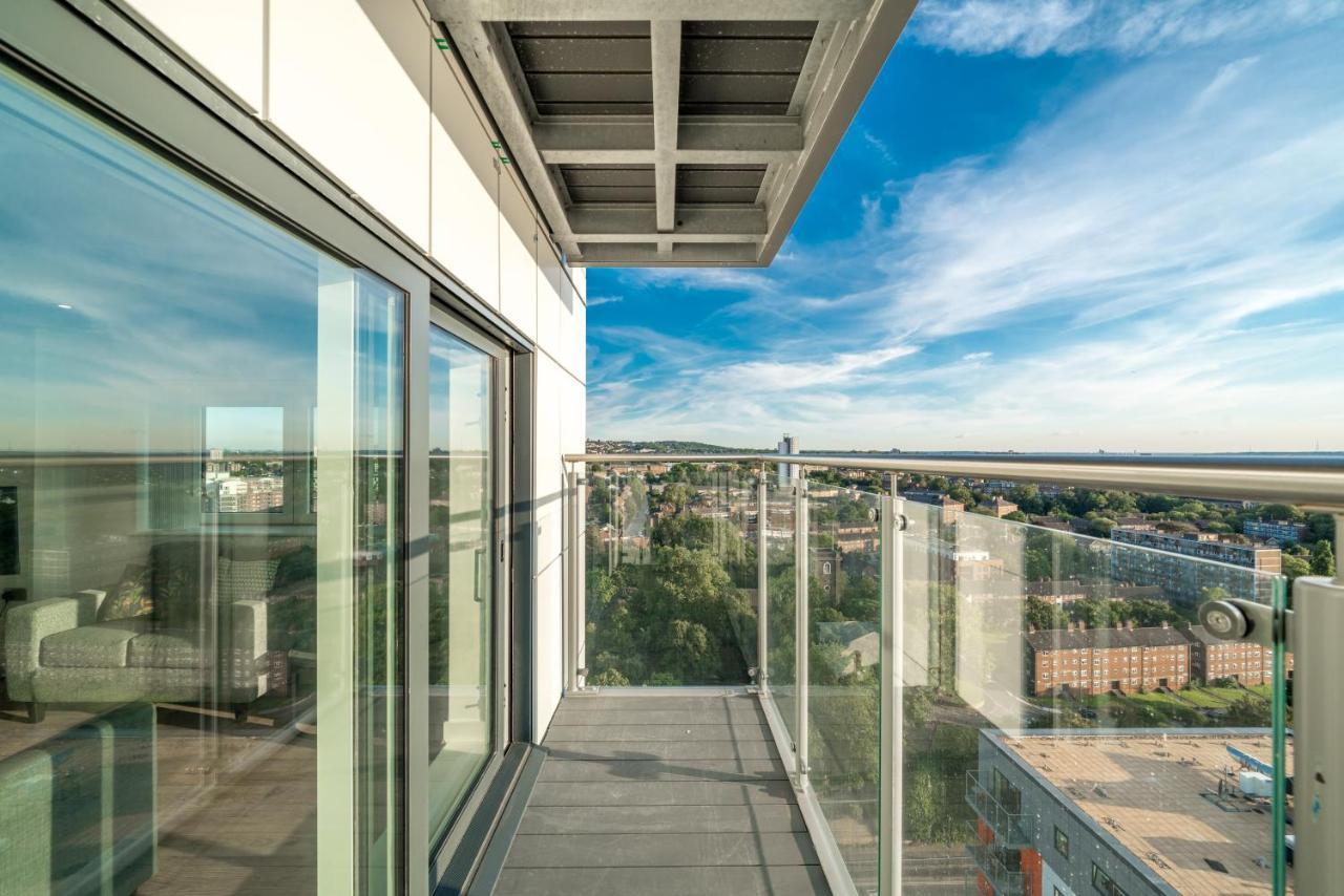 Apartamento Skyvillion - River Thames Floor By Woolwich Ferry, Mins To Excel, O2 Arena , Airport With Parking *