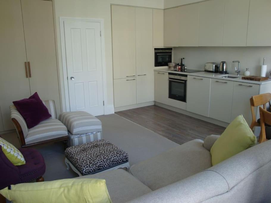 Luxury Bright & Quiet Flat - Chelsea - Earls Court Apartamento