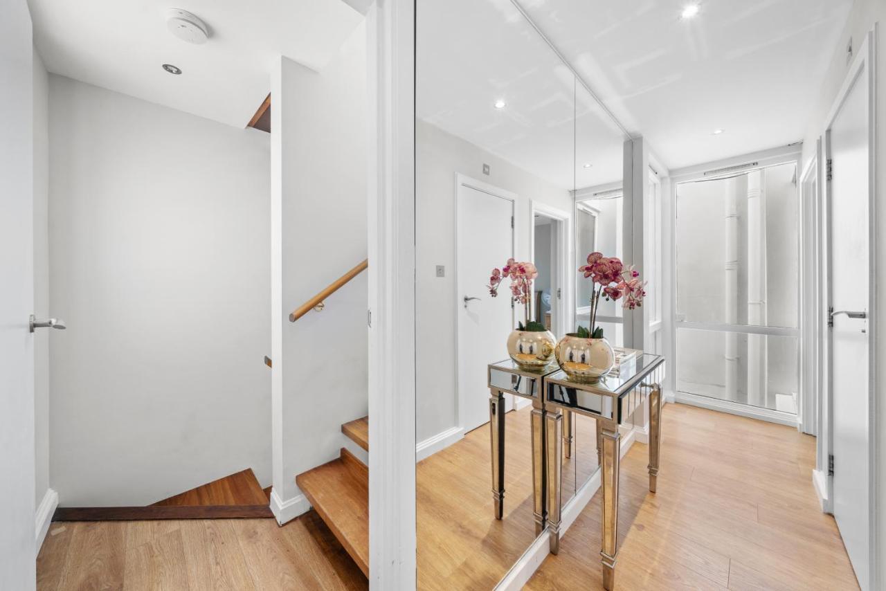 Hébergement de vacances Captivating 3-bed House In Holland Park Londres