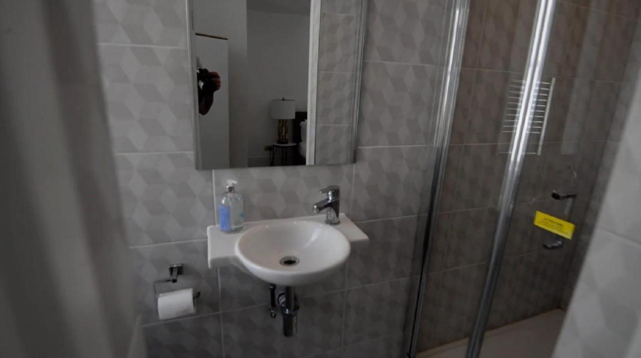 Beautiful 2-bed Flat In Londres