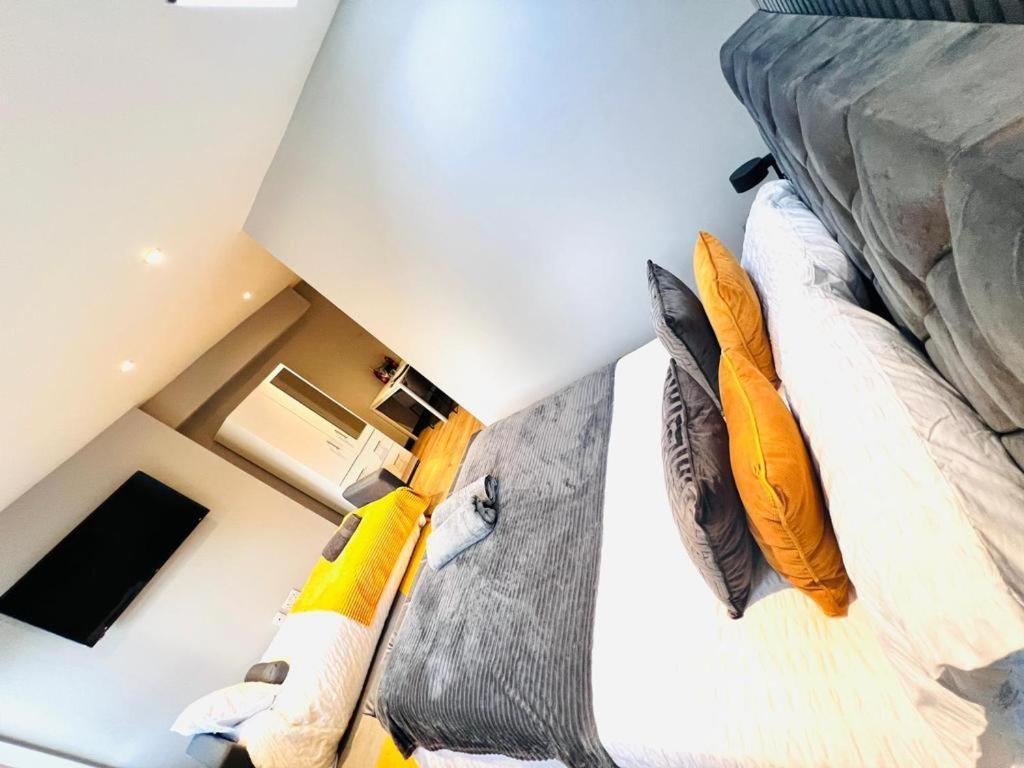 Next To Emirates Stadium Holloway London