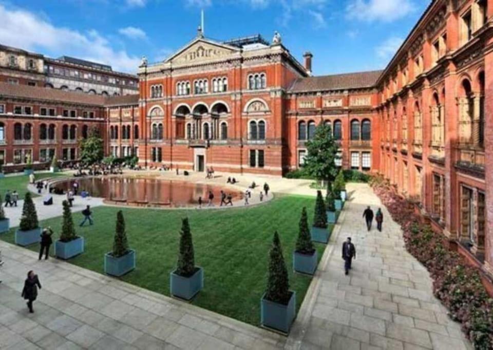 Apartamento Charming With Private Balcony, On 1st Floor, With 2 Bathrooms, 3 Min Walk To Earl's Court Station Londres