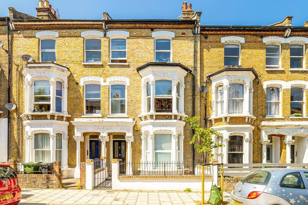 Superior Quality Brixton Aztec Gem Apartment