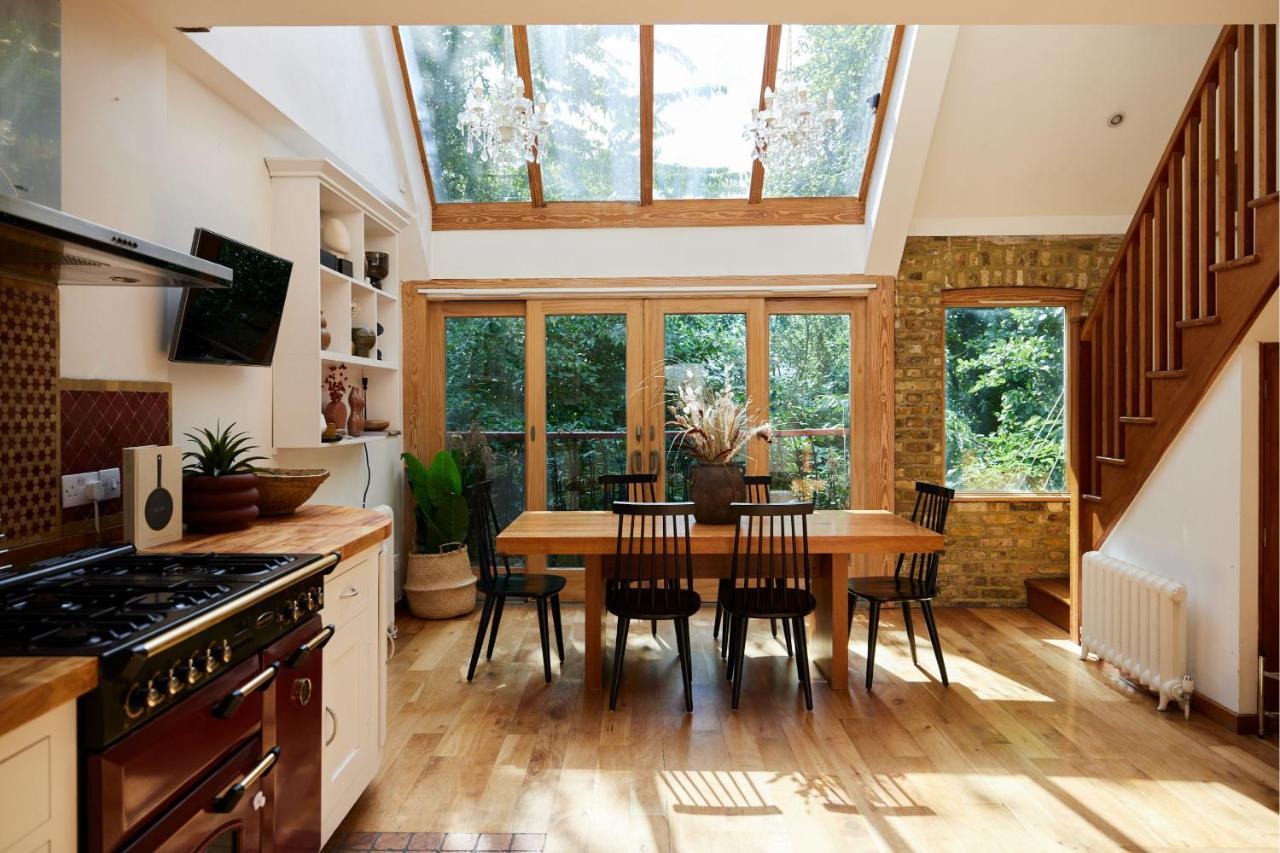 The Hampstead Wonder - Spacious 4bdr House With Balcony Londres