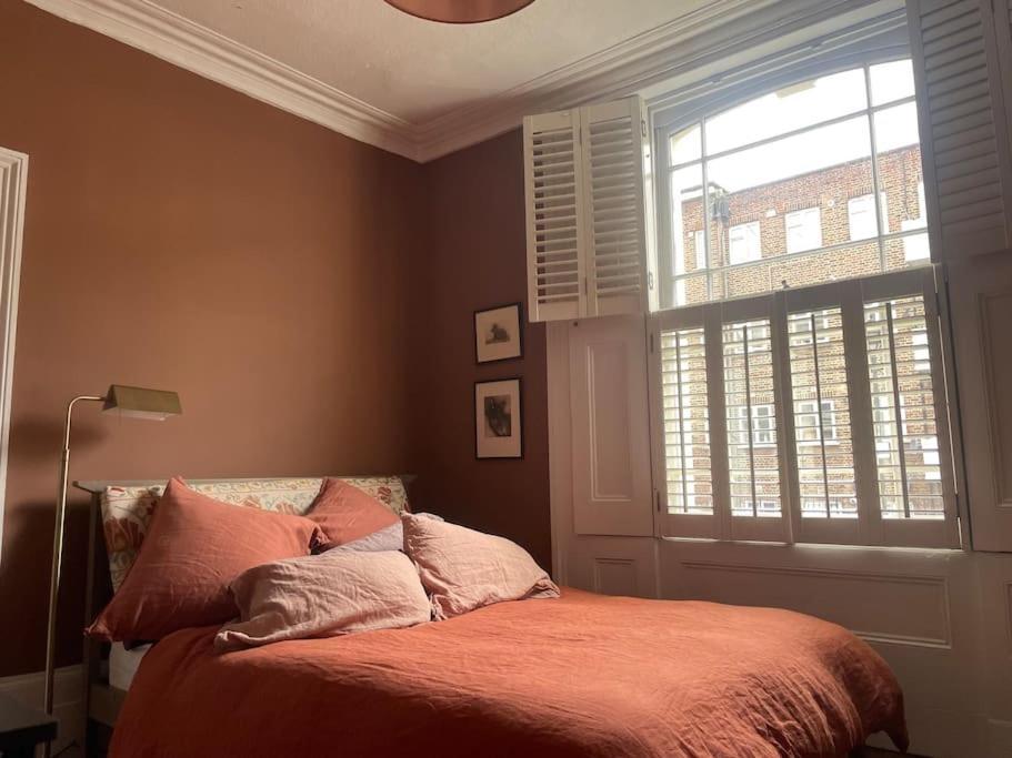 Beautiful Victorian House, Sleeps 12 Сasa de vacaciones