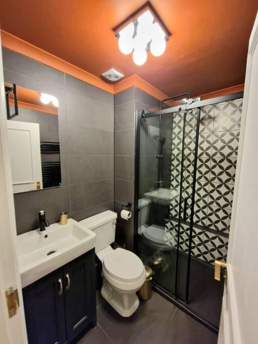 Beautiful Victorian In Hyde Park By Tube Stations - No Stairs Appartement *