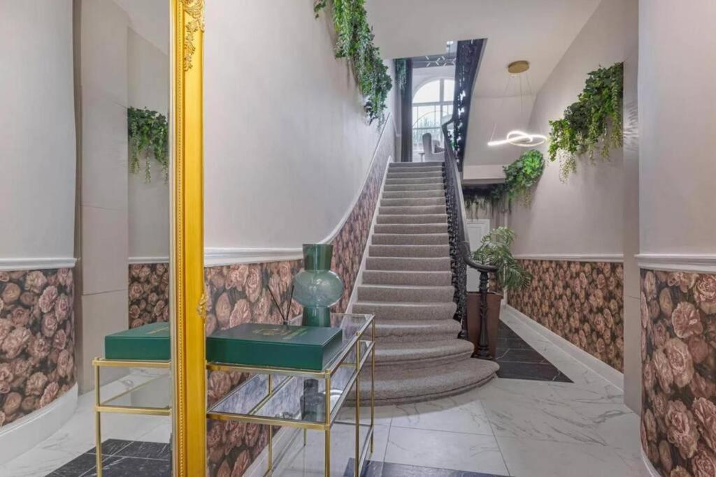 Beautiful Victorian In Hyde Park By Tube Stations - No Stairs Appartement Londres