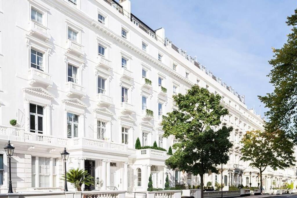 Apartment Stunning Hyde Park With Private Balcony & Lift Elevator Access London
