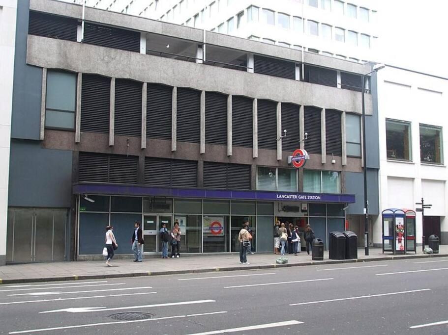 Brilliant 3 Bedroom's In Hyde Park With Elevator - 1 Flight Of Stairs Only Apartamento *