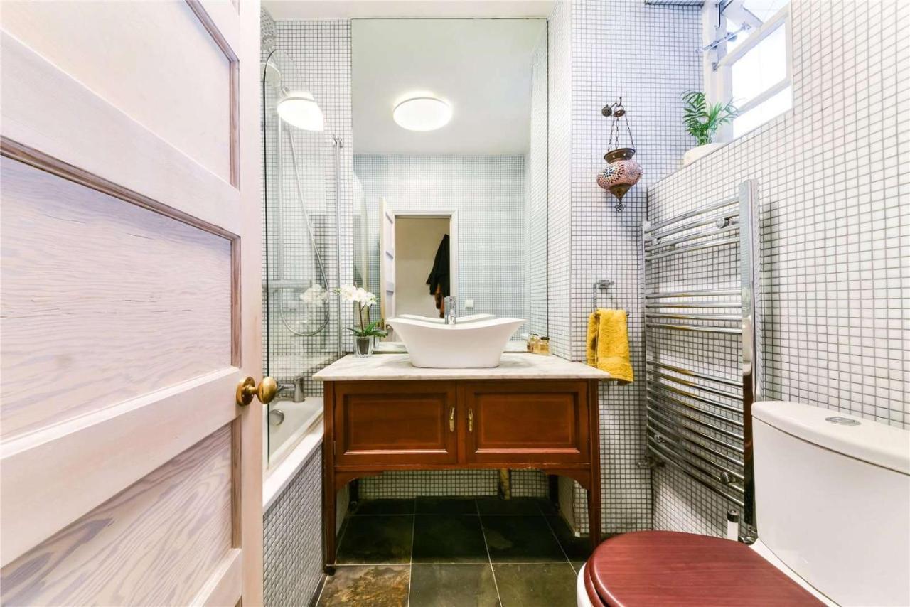 Designer Flat In Bethnal
