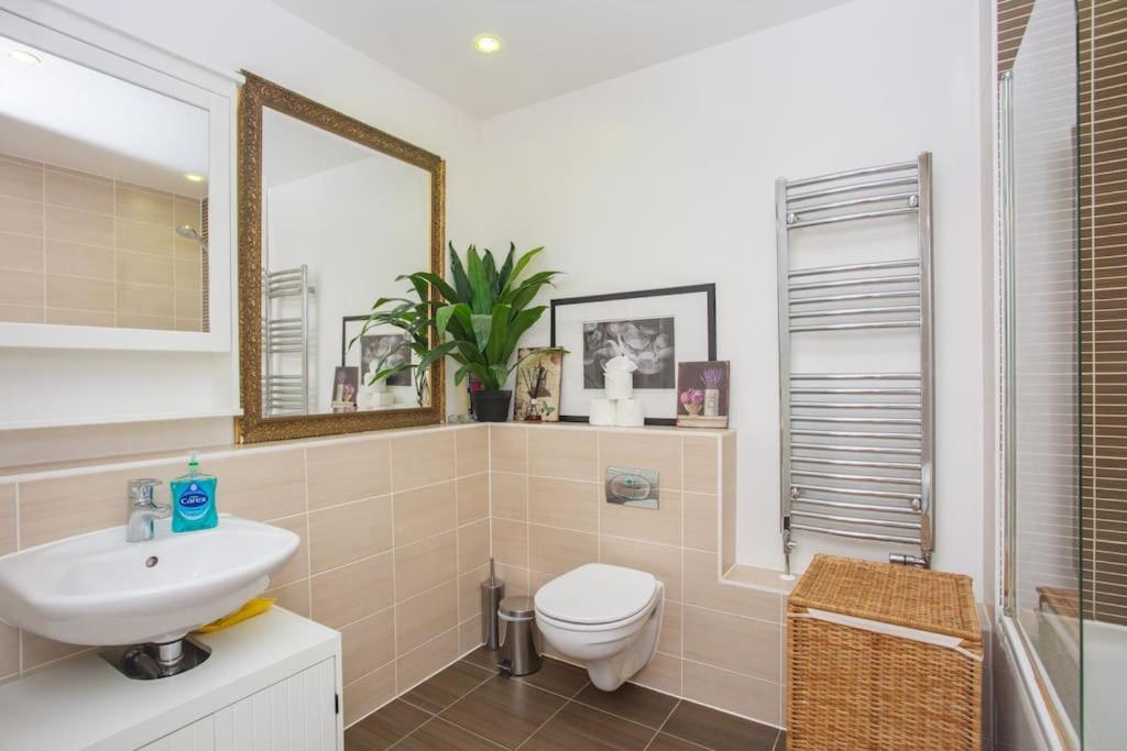 Appartement Unique & Welcoming 2bd Flat In Limehouse *