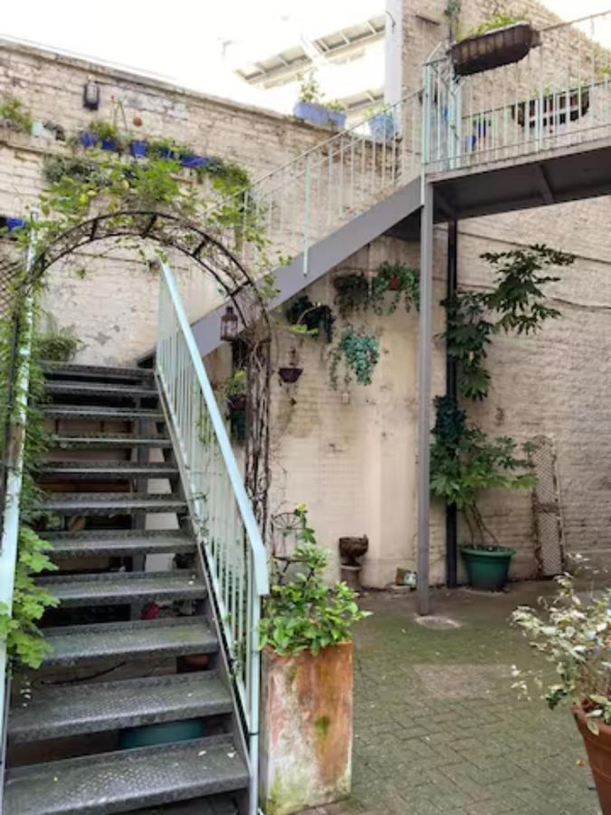 Apartamento Modern & Spacious 2bd In Limehouse Londres