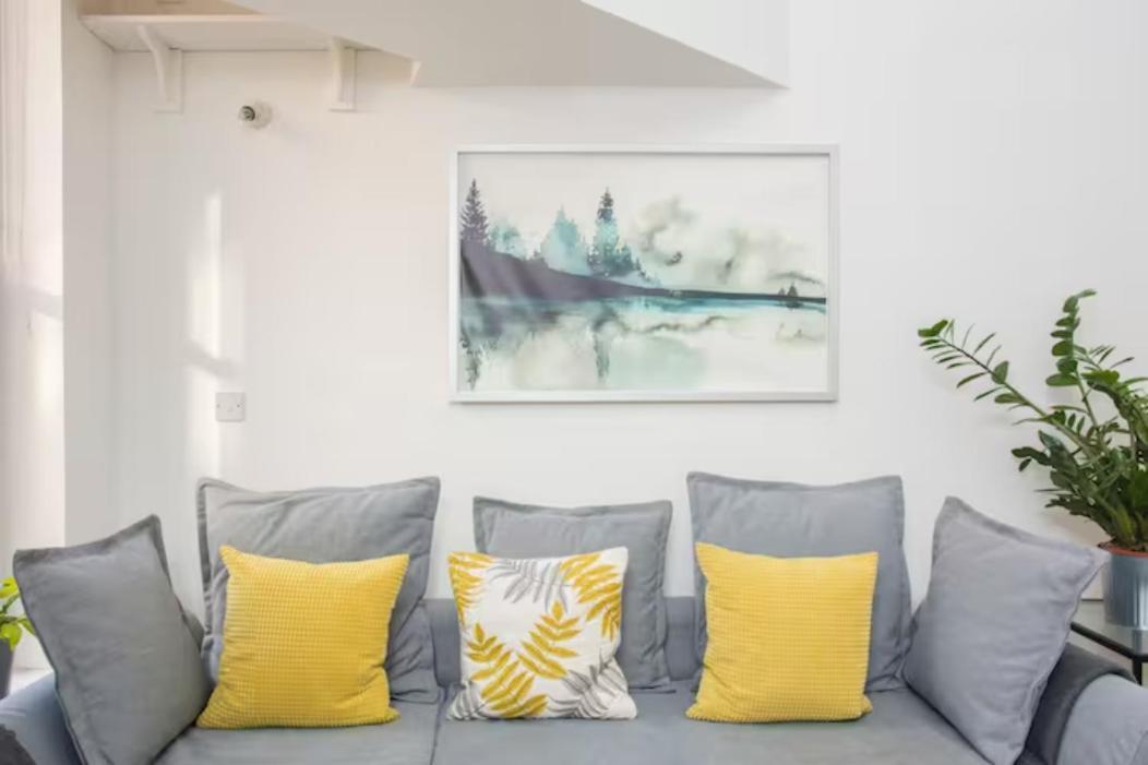 Modern & Spacious 2bd In Limehouse Londres