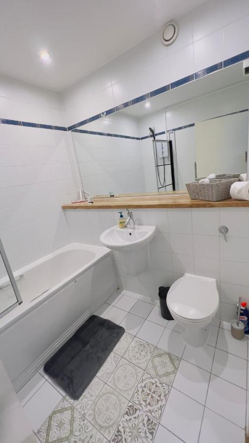 Charming 1-bedroom In Woolwich