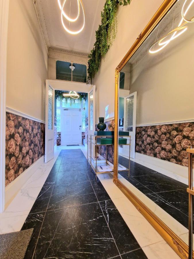 Beautiful Victorian In Hyde Park By Tube Stations - No Stairs Appartement Londres