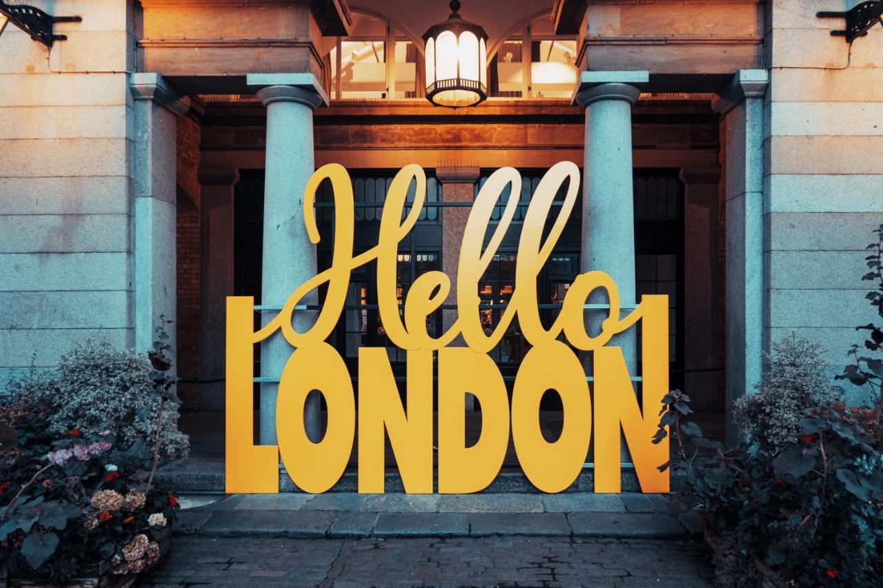Trafalgar Square Apartment London