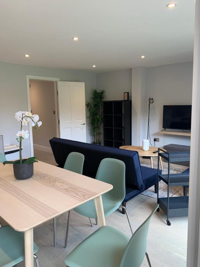 Wonderful 3 Bed Flat With Private Garden In Wimbledon - 1 The Queens Apartamento