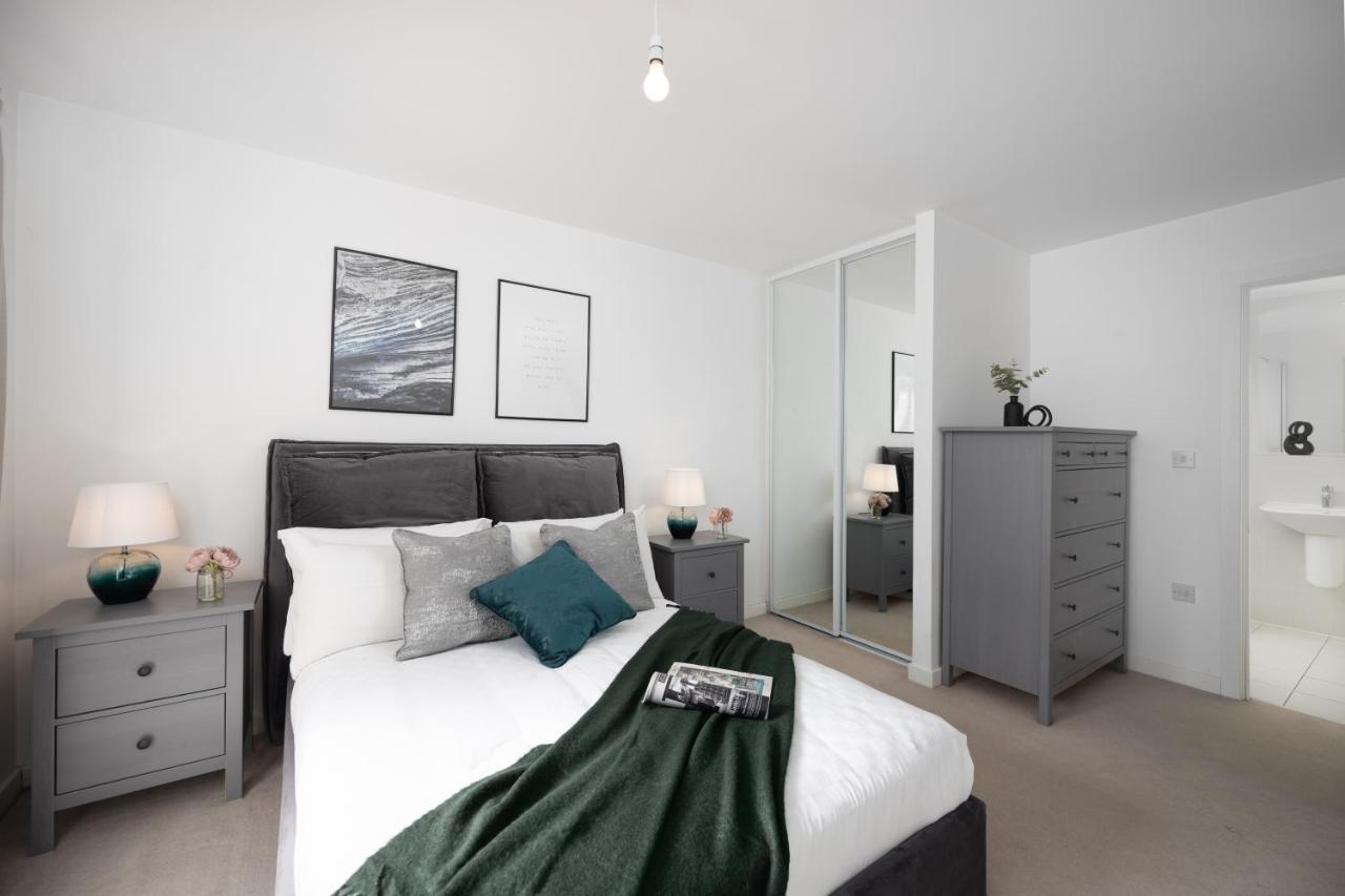 Contemporary 2-bedroom