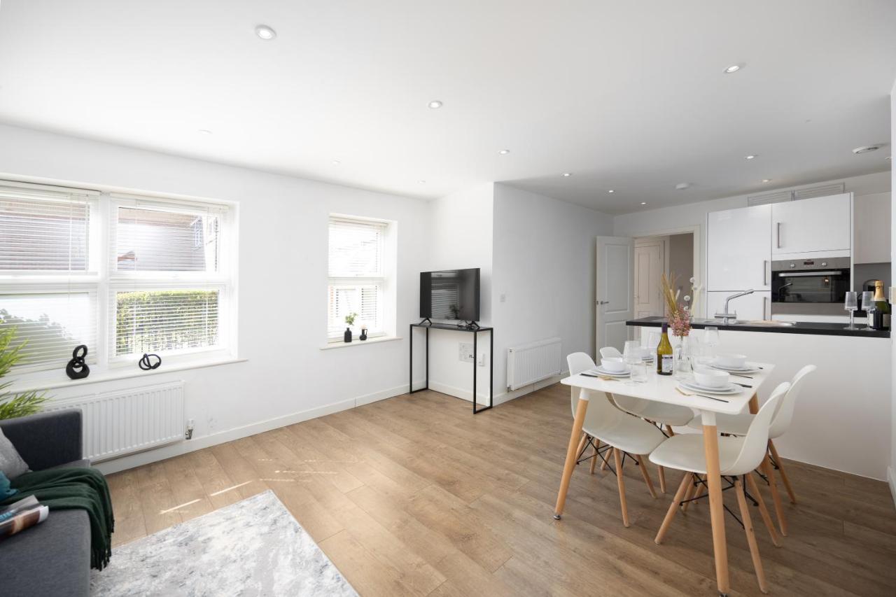 Apartamento Contemporary 2-bedroom Londres