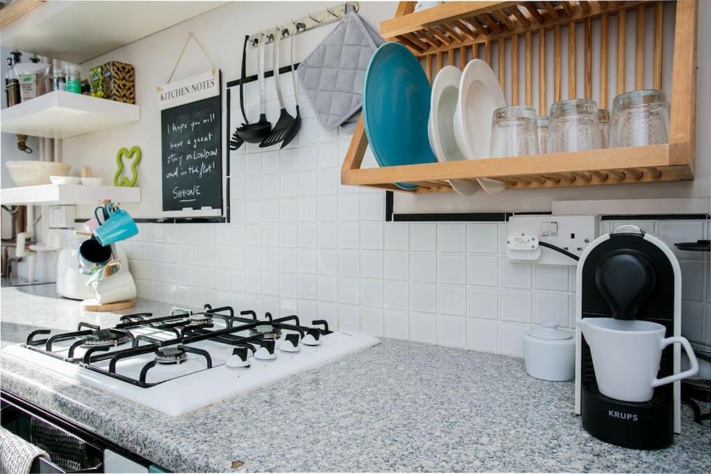 Lovely 1 Bedroom W/ Balcony In Dalston