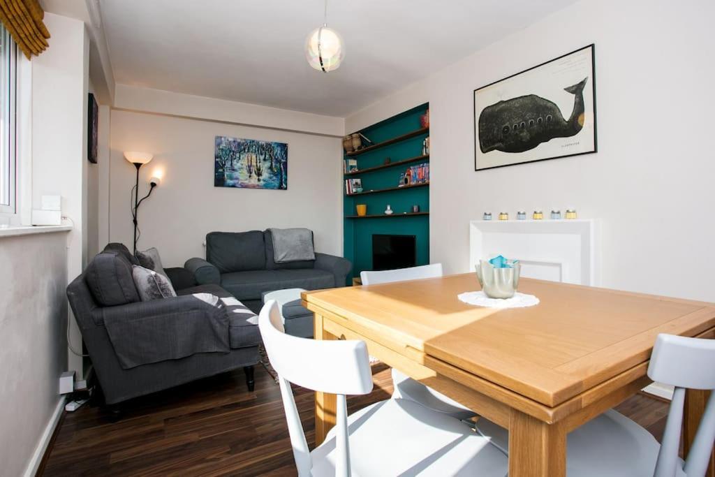 Lovely 1 Bedroom W/ Balcony In Dalston *