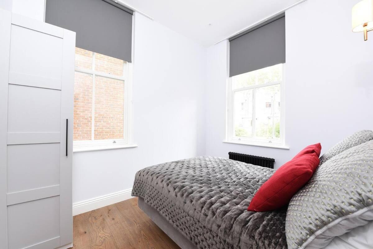 Sleep8 Buckingham Palace Bigben With Ac Vb4 * Londres