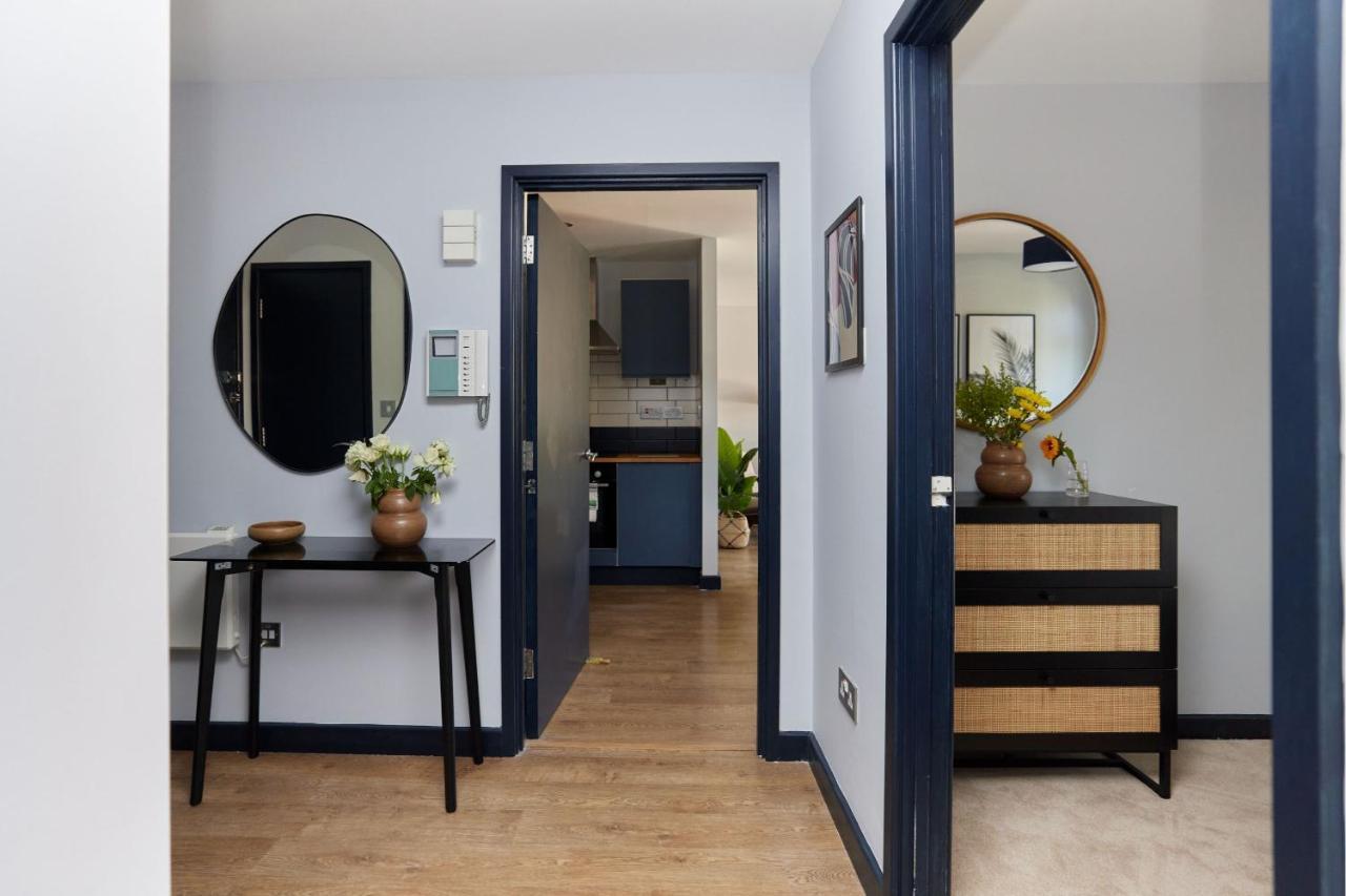 The Whitechapel Place - Stunning 2bdr Flat With Balcony Appartement *