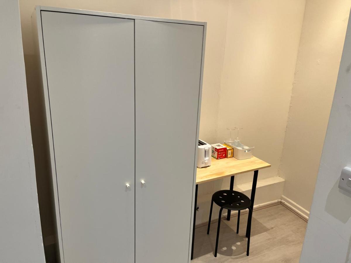 Frühstückspension Y2 London