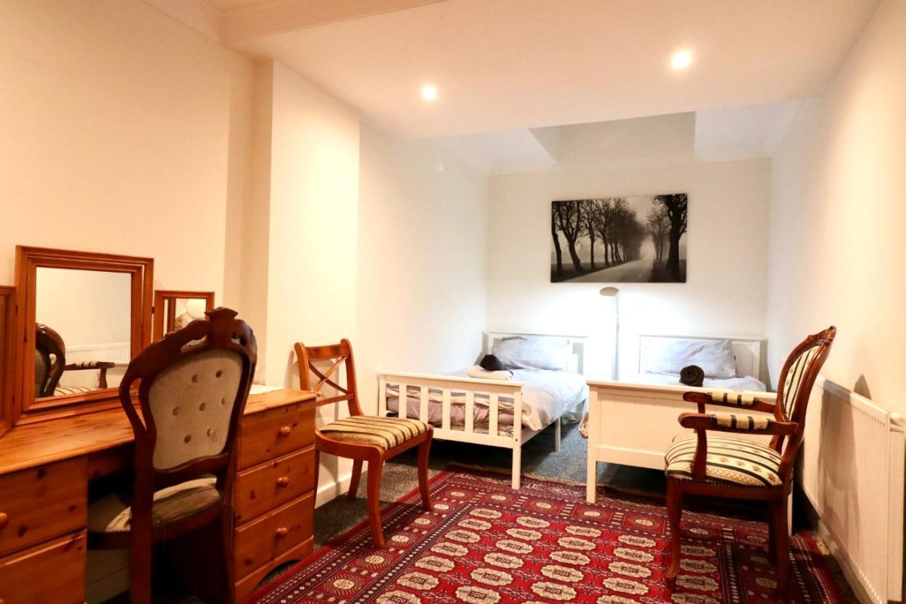 Hospedagem domiciliar Twin Earls Court Central - Shared Londres