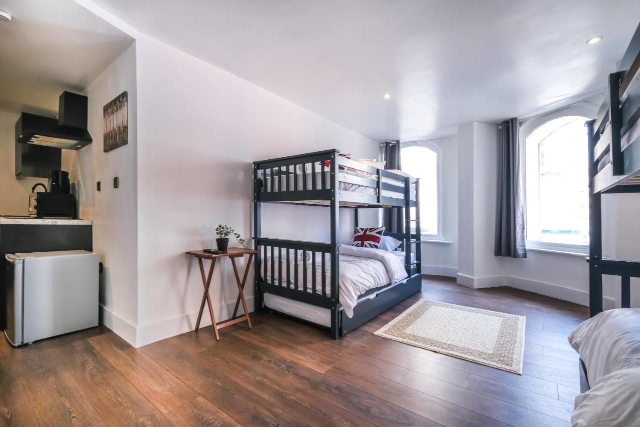 Apartamento Quaint And Spacious Piccadilly Sleep 6 Vrd