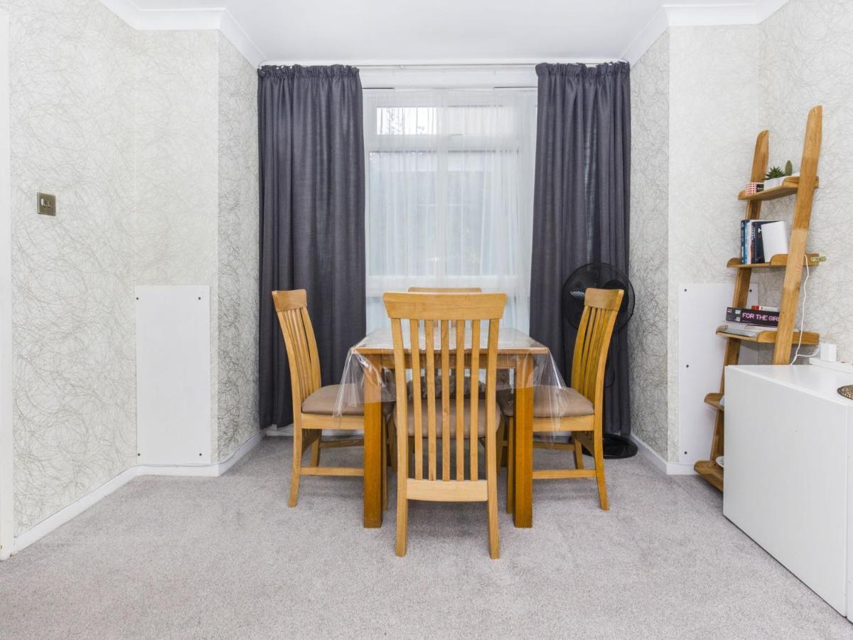 Appartement Pass The Keys - Beautiful Flat With Balcony In Swiss Cottage, *