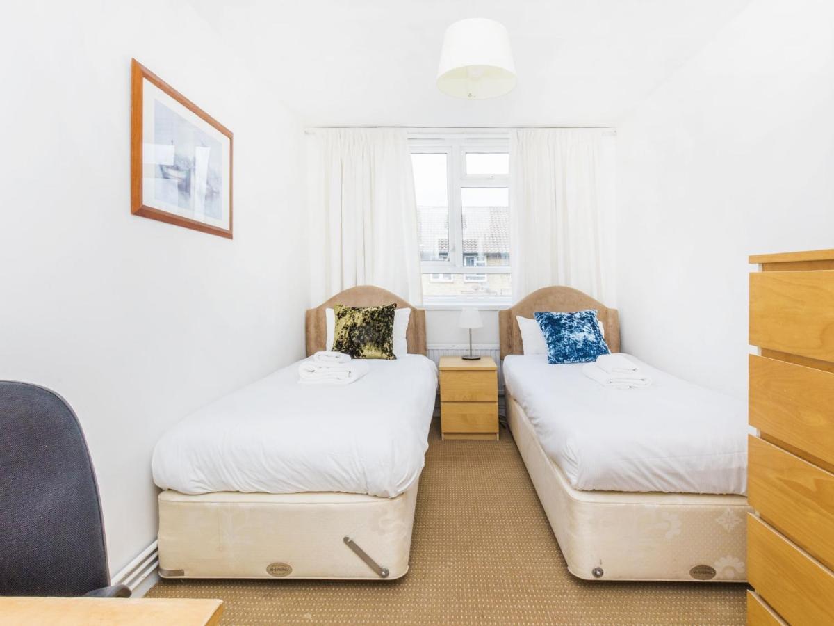 Appartement Pass The Keys - Beautiful Flat With Balcony In Swiss Cottage,