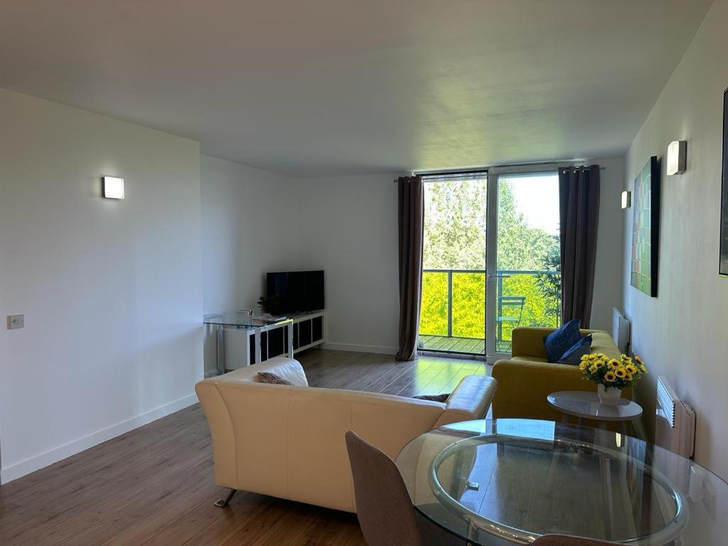 Luxury Modern 1 Bedroom With Balcony Apartamento *