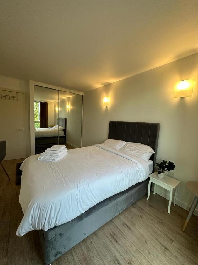 Luxury Modern 1 Bedroom With Balcony Londres