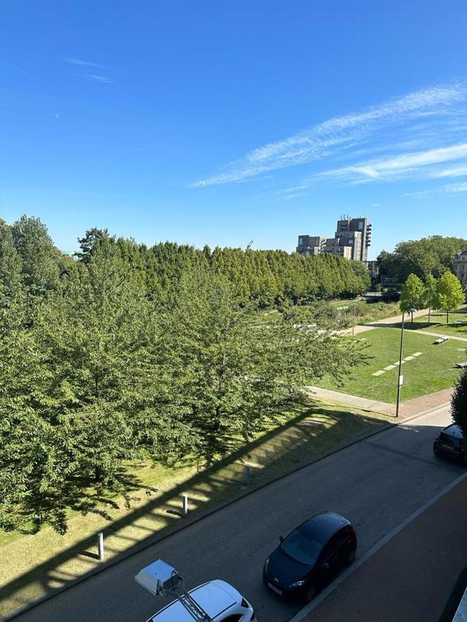Luxury Modern 1 Bedroom With Balcony Apartamento *