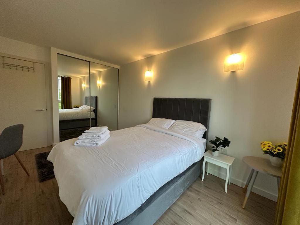 Apartamento Luxury Modern 1 Bedroom With Balcony Londres