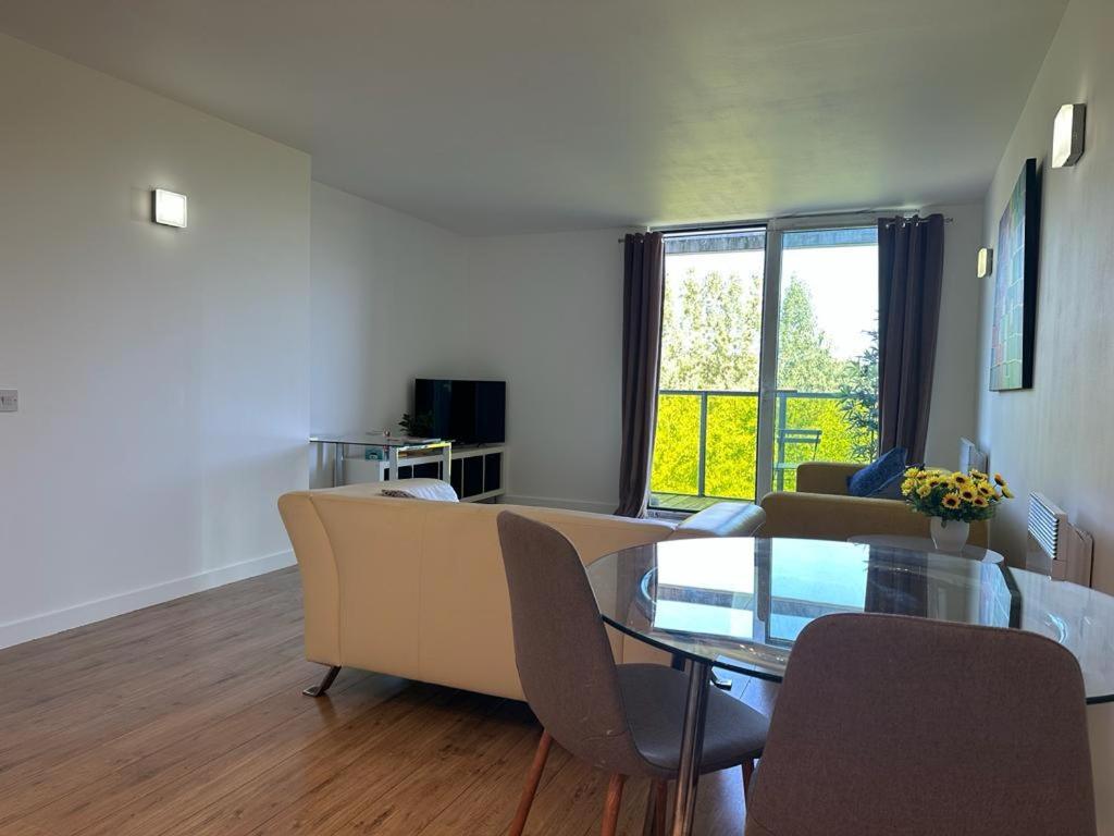 Apartamento Luxury Modern 1 Bedroom With Balcony Londres