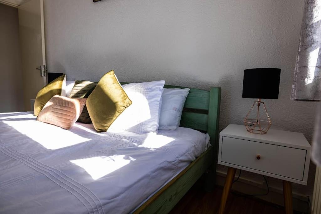 Pristine 3 Beds Hackney E9 London