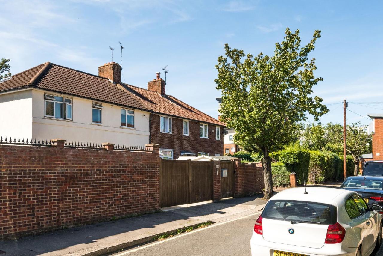 Apartamento Cozy 2 Bedroom / Westfield / Hammersmith Hospital