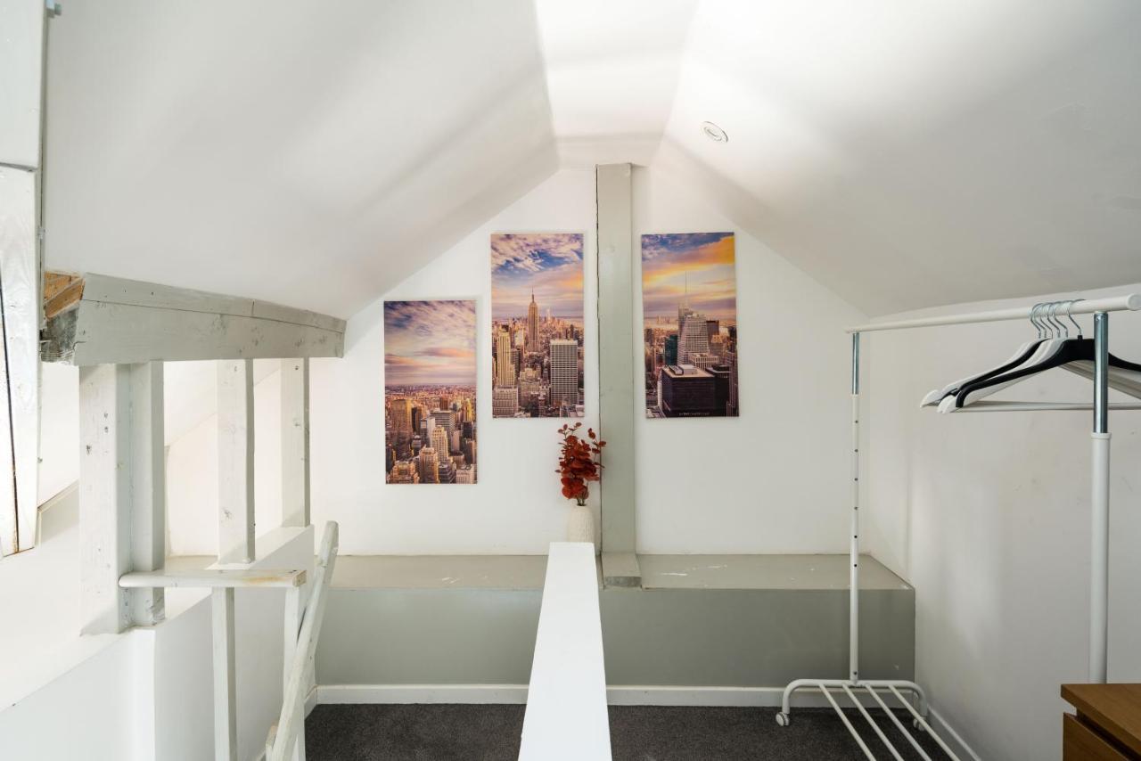 Cozy 2 Bedroom / Westfield / Hammersmith Hospital Londres