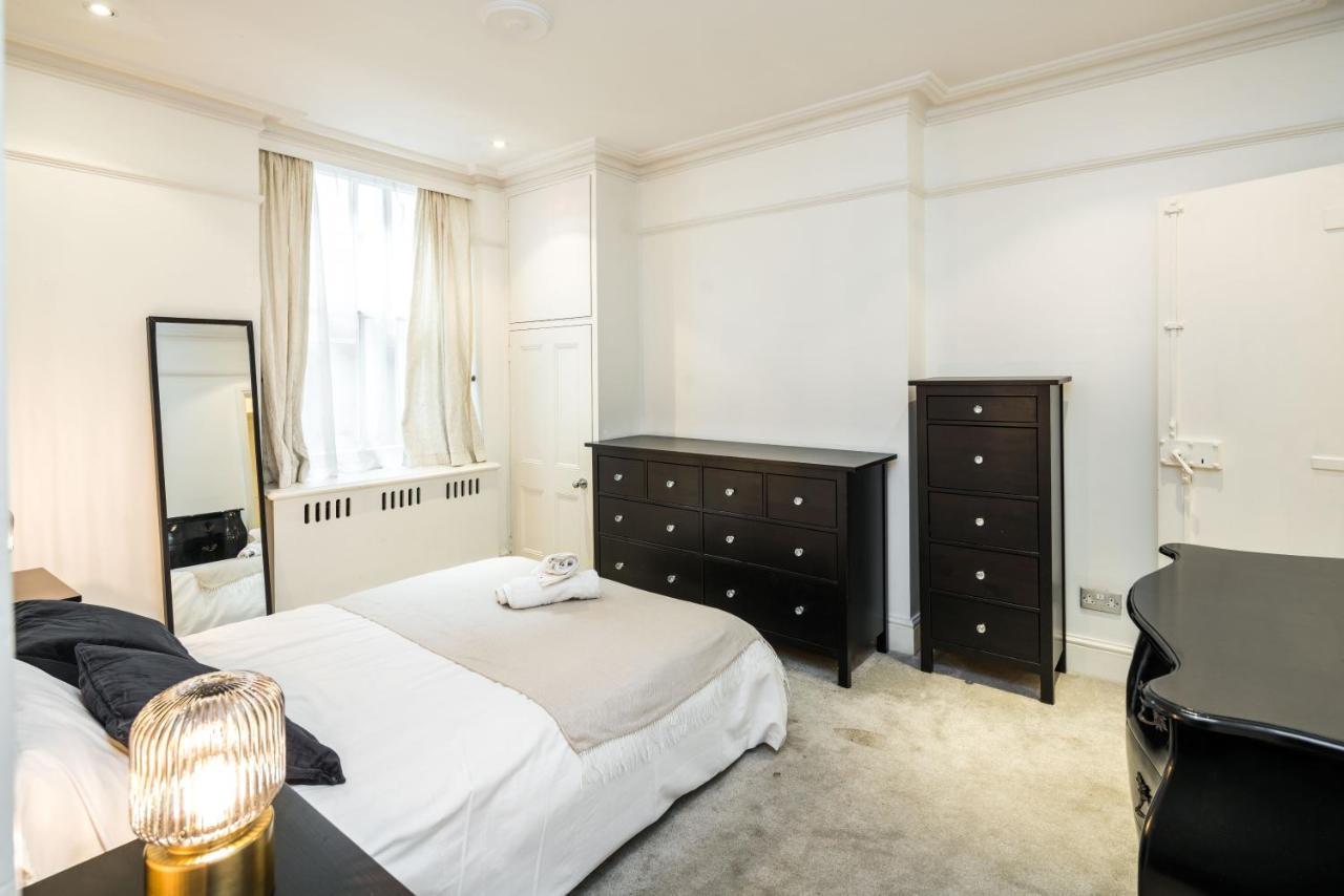 Spacious 1 Bedroom / Gloucester Road / Harrods Apartment London