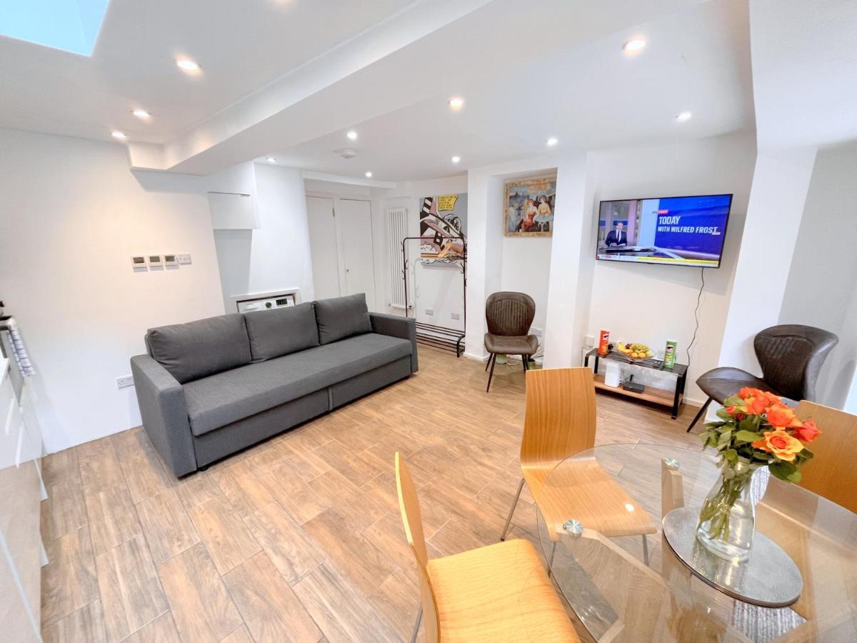 Apartamento Two Bedroom Flat With Private Patio In Battersea