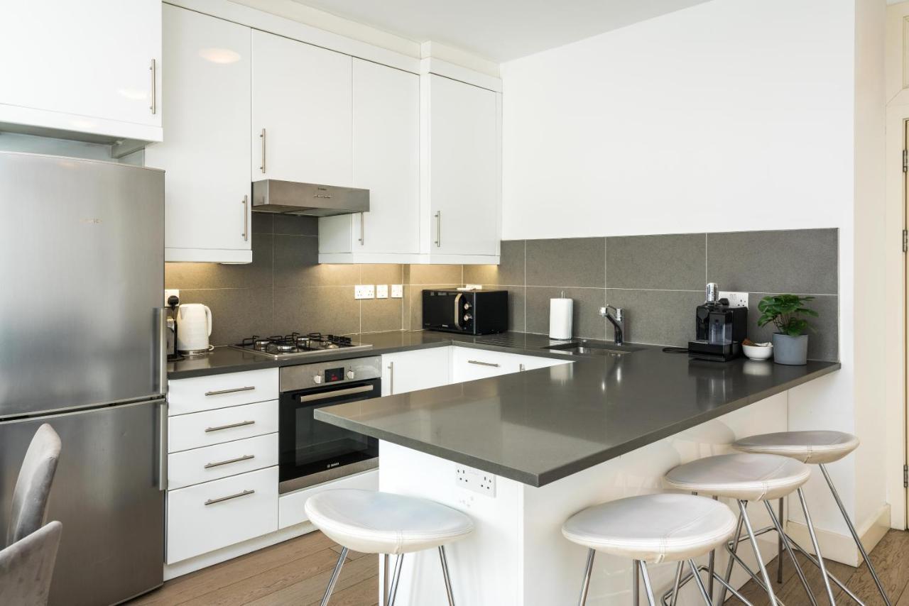 Spacious 2 Bedroom / Earls Court / Kensington Apartamento Londres